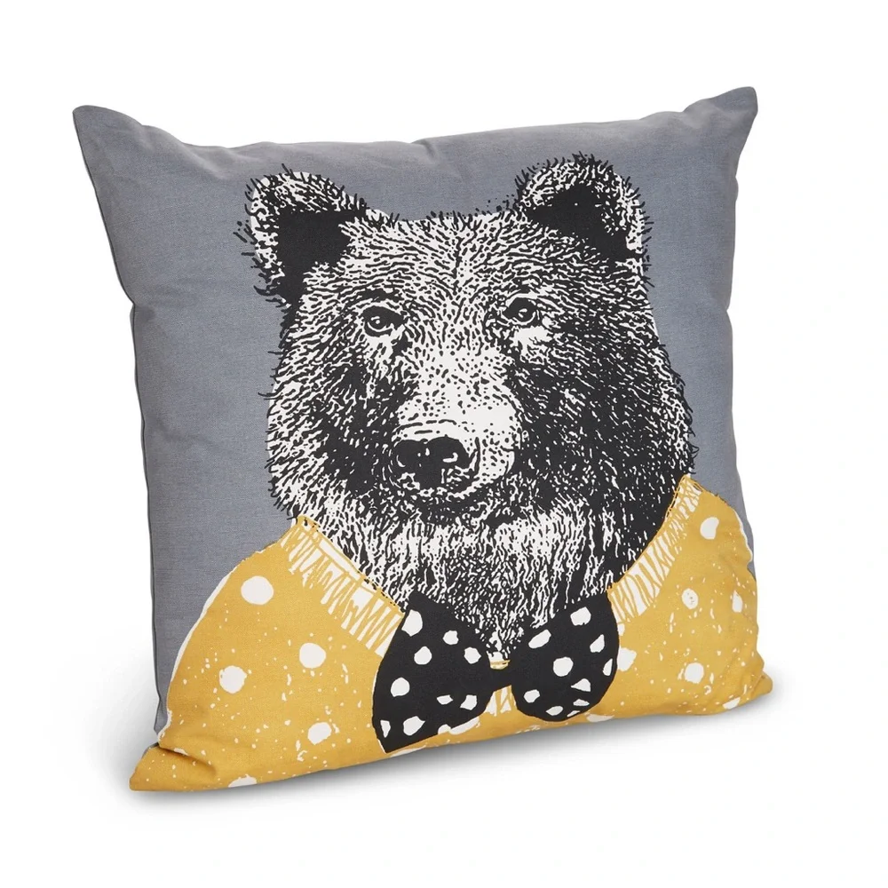 Grizzly Bear 🐻 Decorative Pillow Set of 2 NWOT